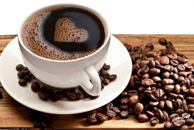Đặc điểm, hương vị của hạt cà phê khi rang cà phê nhanh và rang chậm